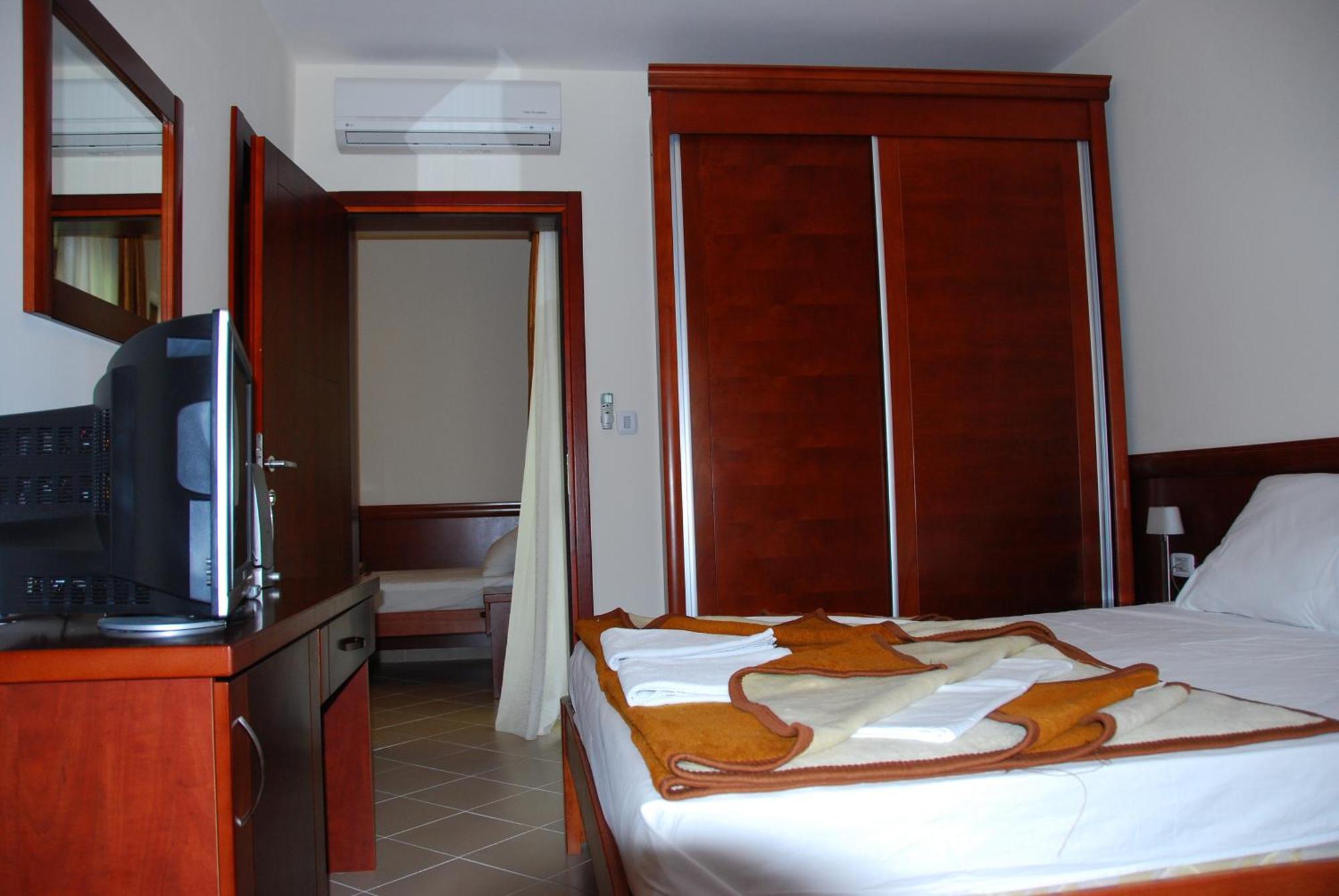 Apartments Krapina Μπούντβα Εξωτερικό φωτογραφία