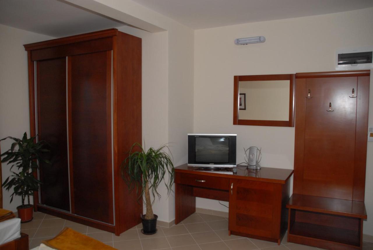 Apartments Krapina Μπούντβα Εξωτερικό φωτογραφία